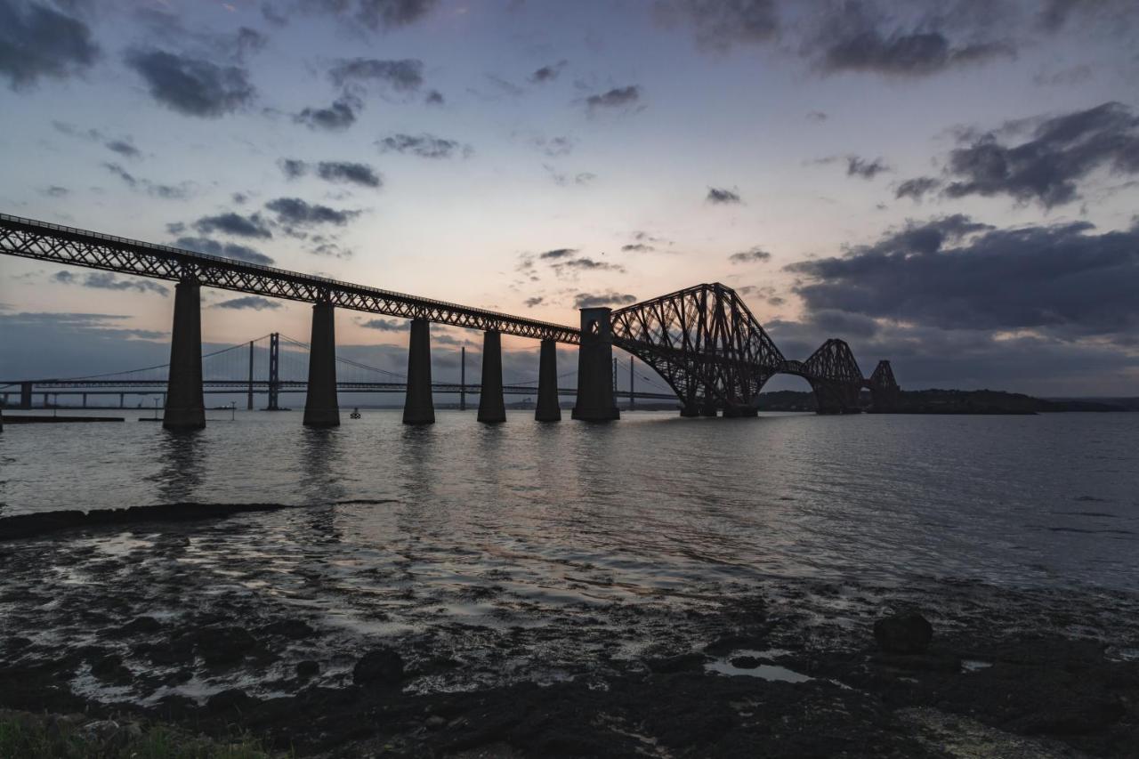 The Queens South Queensferry Buitenkant foto